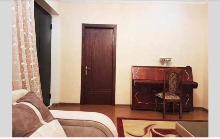 Guest House Amo Kutaiszi Kültér fotó
