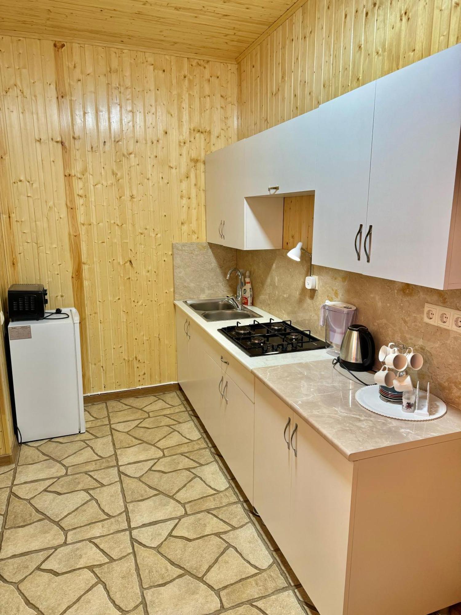 Guest House Amo Kutaiszi Kültér fotó